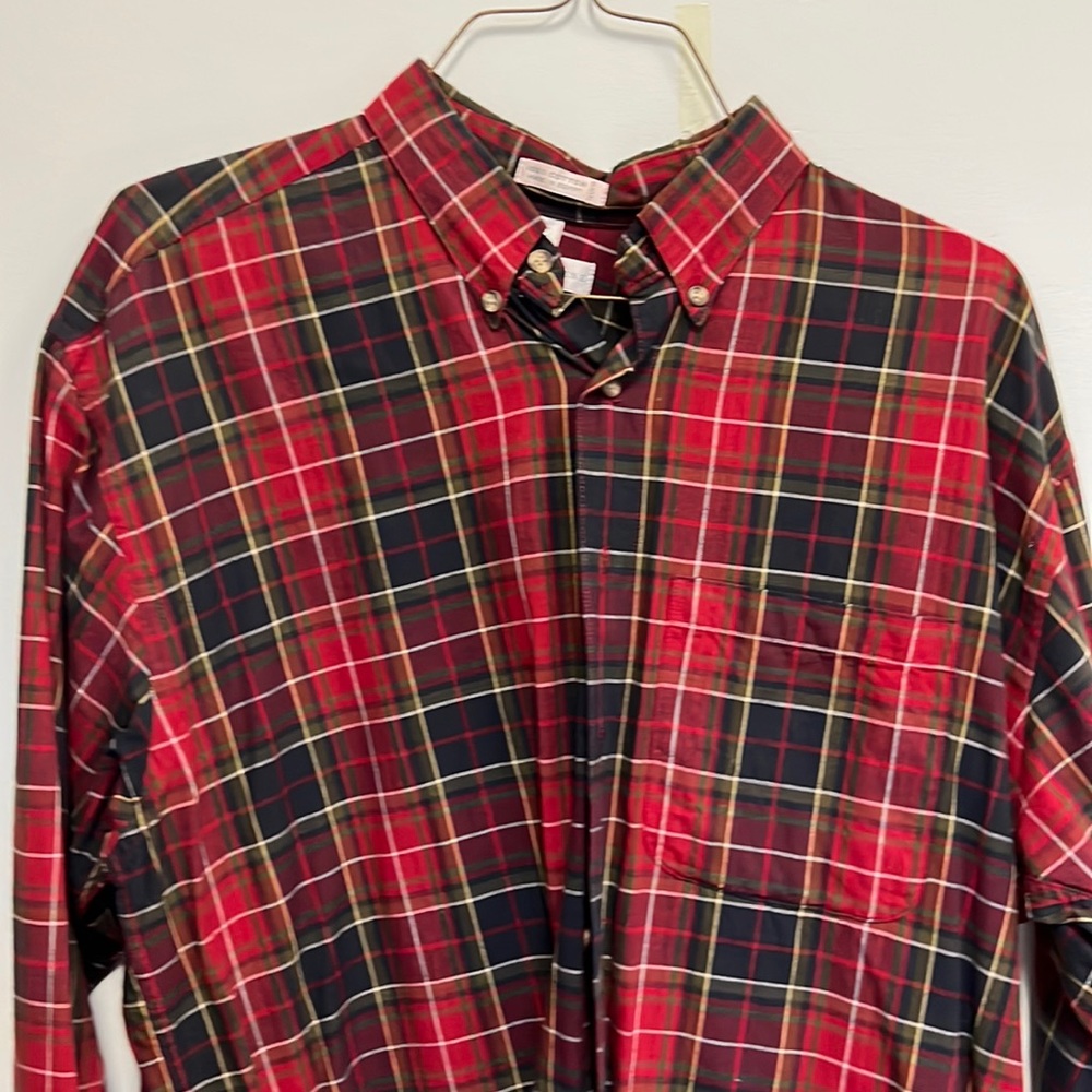 Men’s long sleeve button down shirt. Geoffrey Beene brand in size large